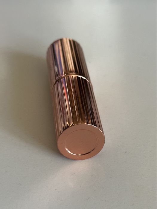 Charlotte tilbury kim kw hot lips szminka pomadka