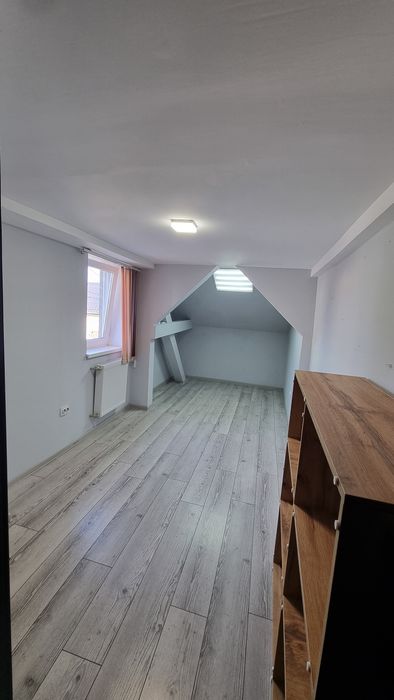 Оренда офісних приміщень в центрі м. Хуст