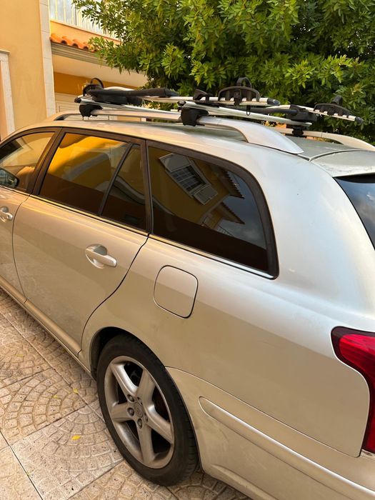 Toyota Avensis 2.2 diesel