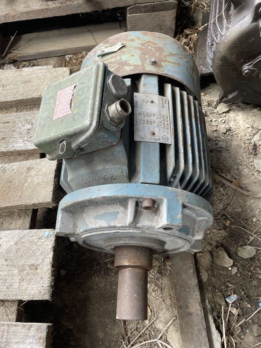 Silnik 5.5 kw 2890 obr