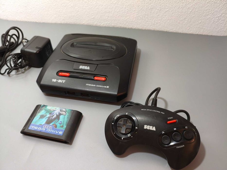 Sega Megadrive 2 com Jogo