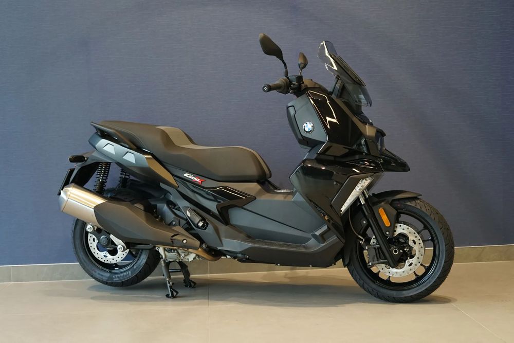 BMW C 400 X BMW C 400 X # 2025 # Blackstorm metallic #