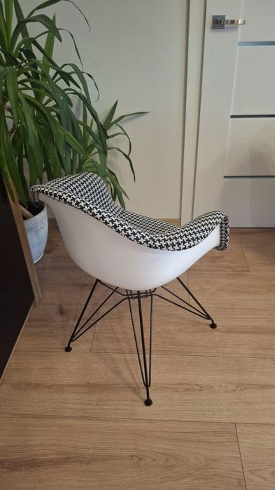 Krzesła i fotele Designerskie - Pepitka