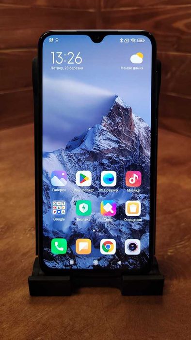 Смартфон Xiaomi Mi 9SE 64 Gb (53078) Уцінка: 2 900 грн. - Мобільні ...
