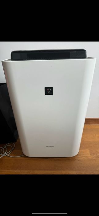 Oczyszczacz powietrza z funkcją nawilżania Sharp