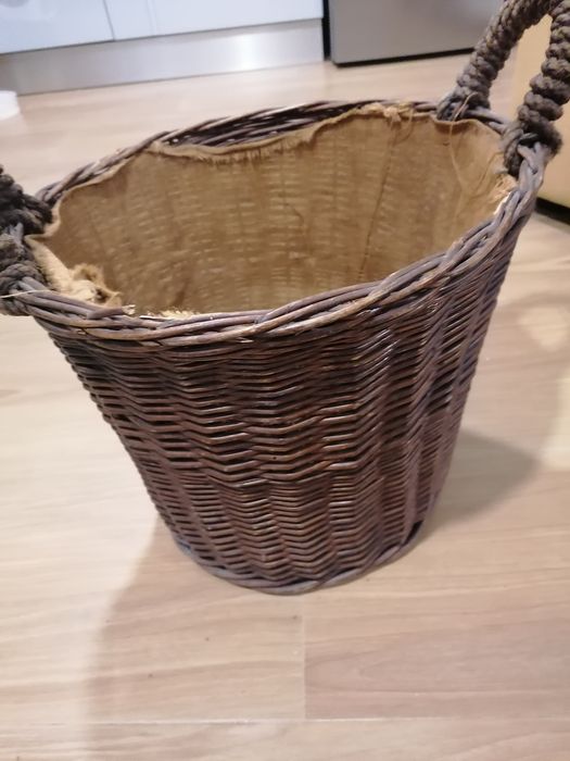 Cesto vime castanho