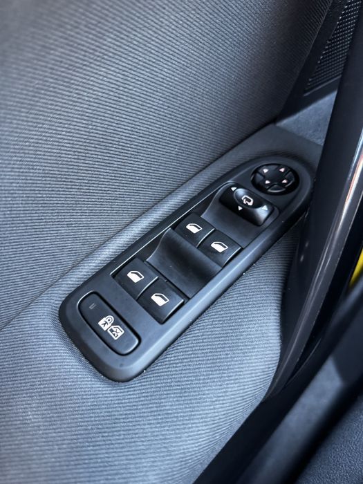 Продаємо своє авто Peugeot 508 blueHd 2015 1,6 дизель