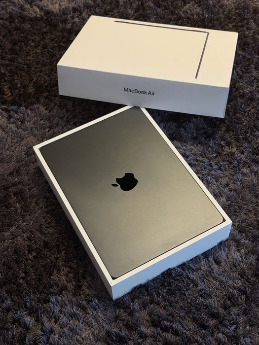 Macbook Air M2 - Stan Idealny