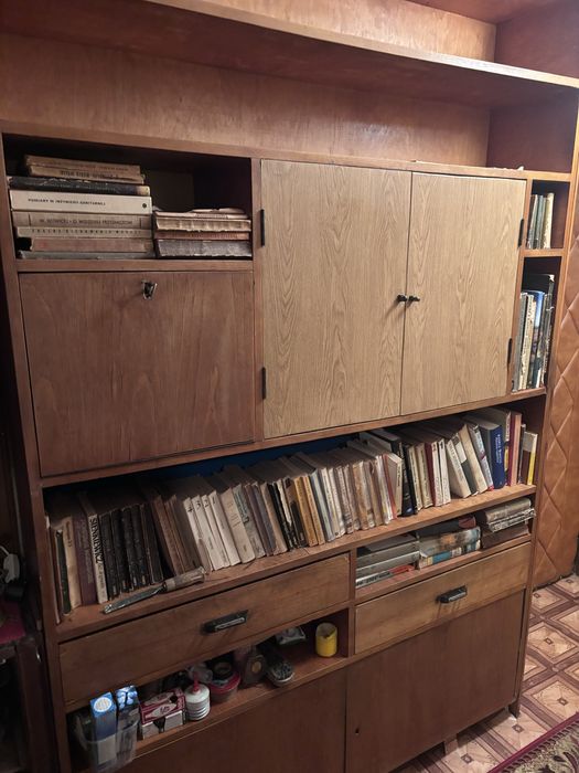 Za darmo oddam Regał / szafa / półka porzadny ze sklejki