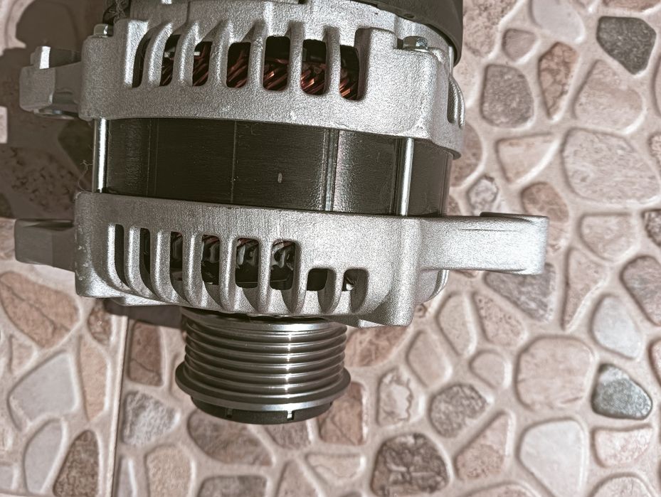 Alternador TOYOTA Corolla 1.4 d4d