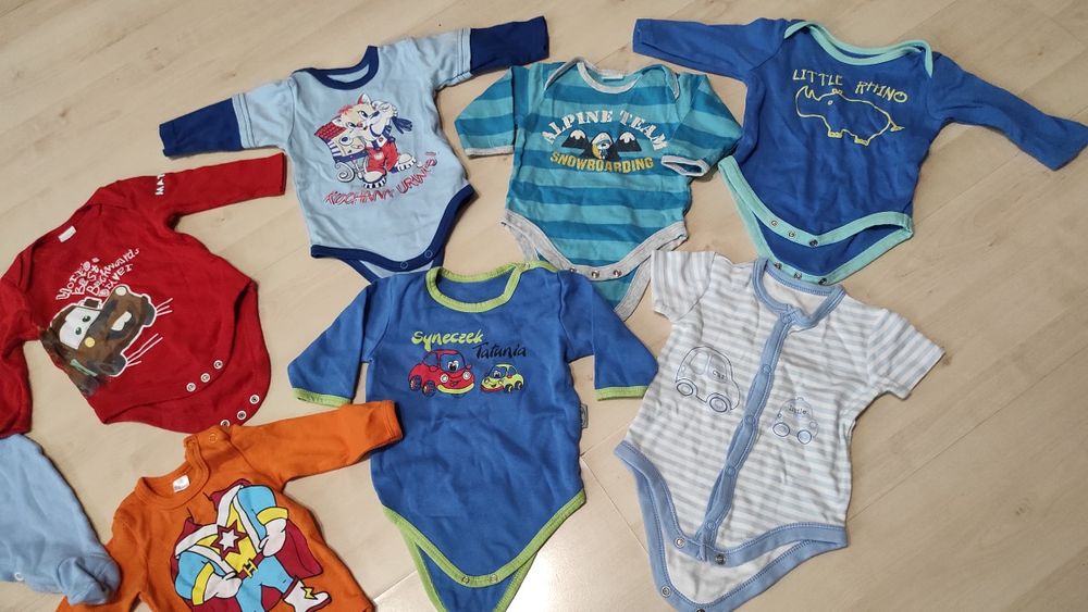 Body dziecięce 7szt, śpiochy i półśpiochy rozm 62