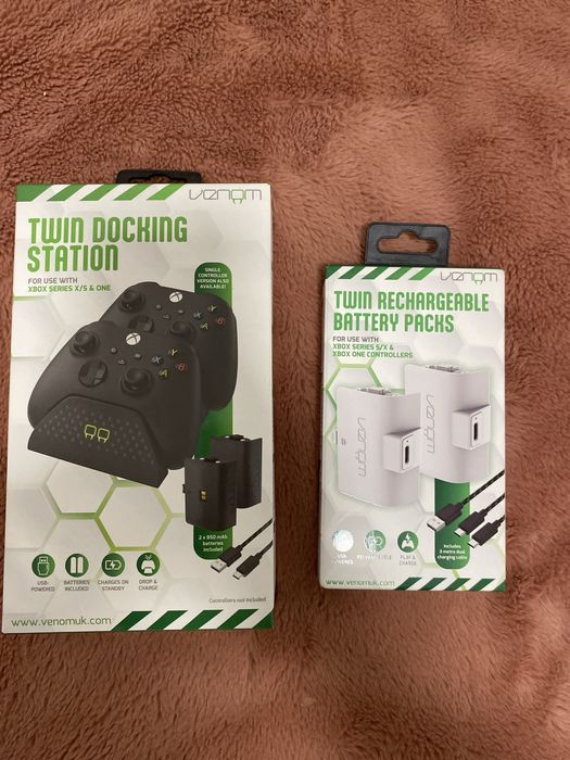 Venom Twin Docking Station