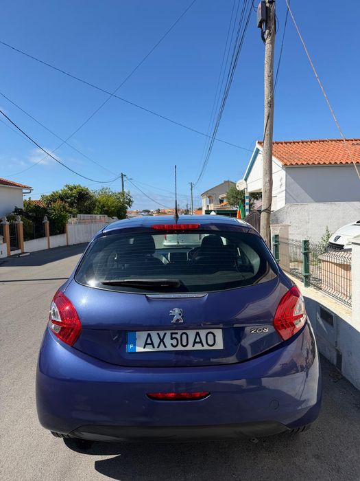 Peugeot 208 2010