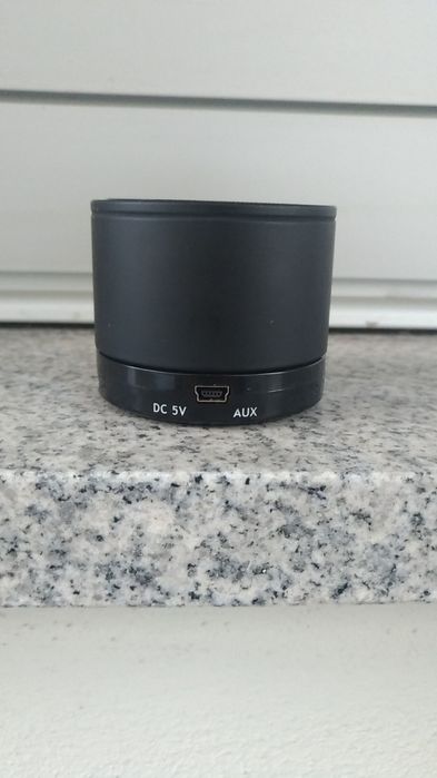 Portable speaker64552543373185121