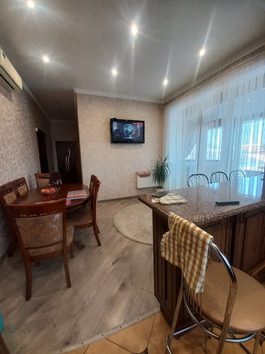 Продам розкішний будинок в Глибочиці