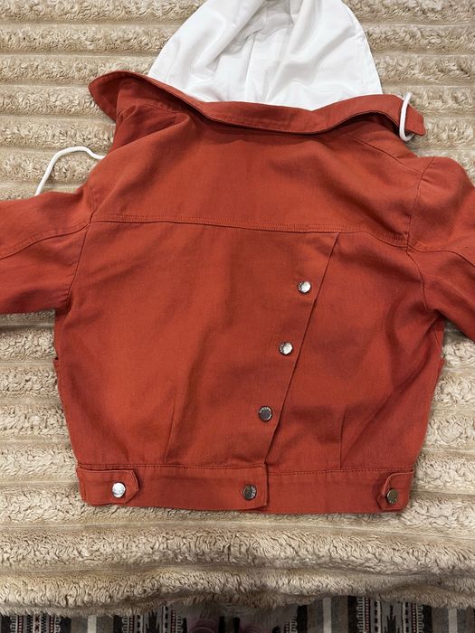 Жіноча джинсовка