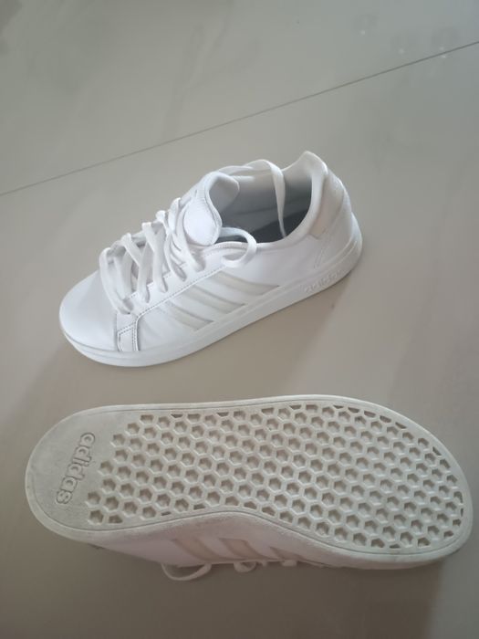 Buty adidas białe