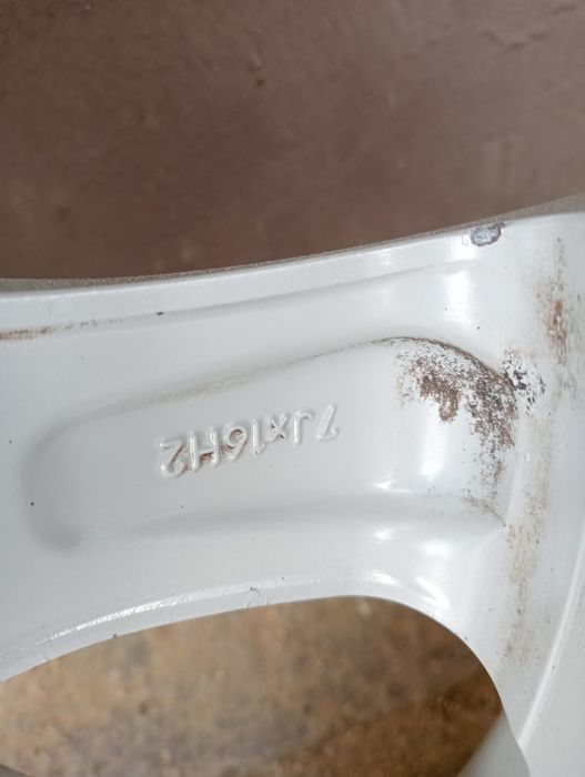 Koła zimowe 16 cali 5x120 BMW E46 E90 E91 E60 E61 E39