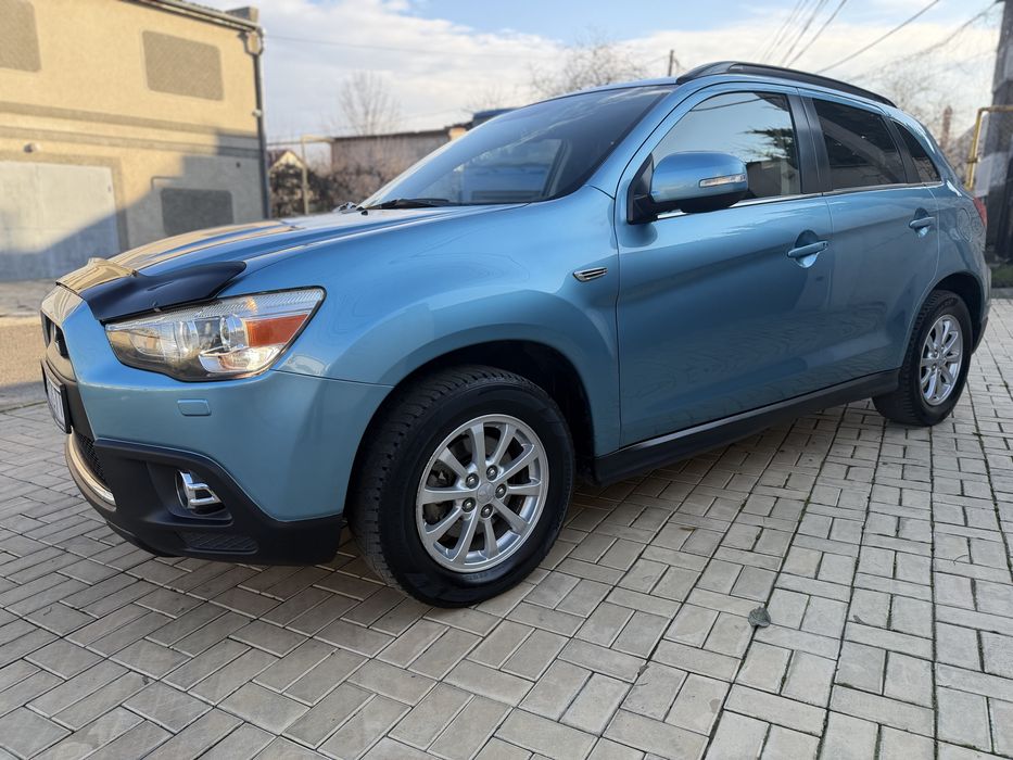 Продам Mitsubishi ASX 2.0 Полный Привод