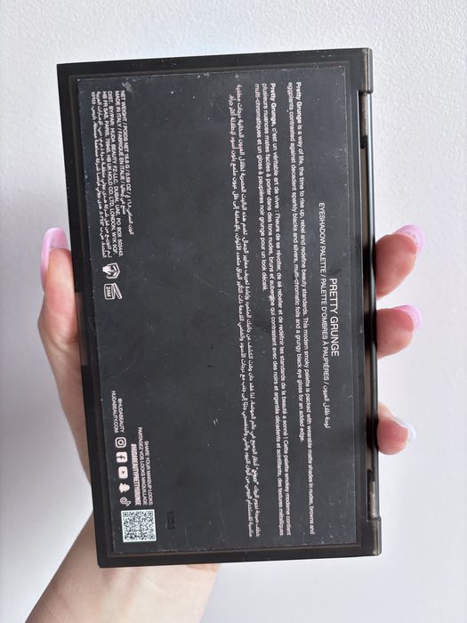 Paleta cieni Huda beauty