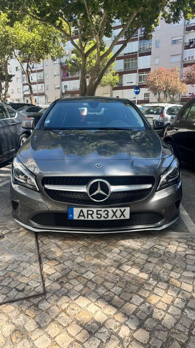 Mercedes-Benz CLA shooting break 180d