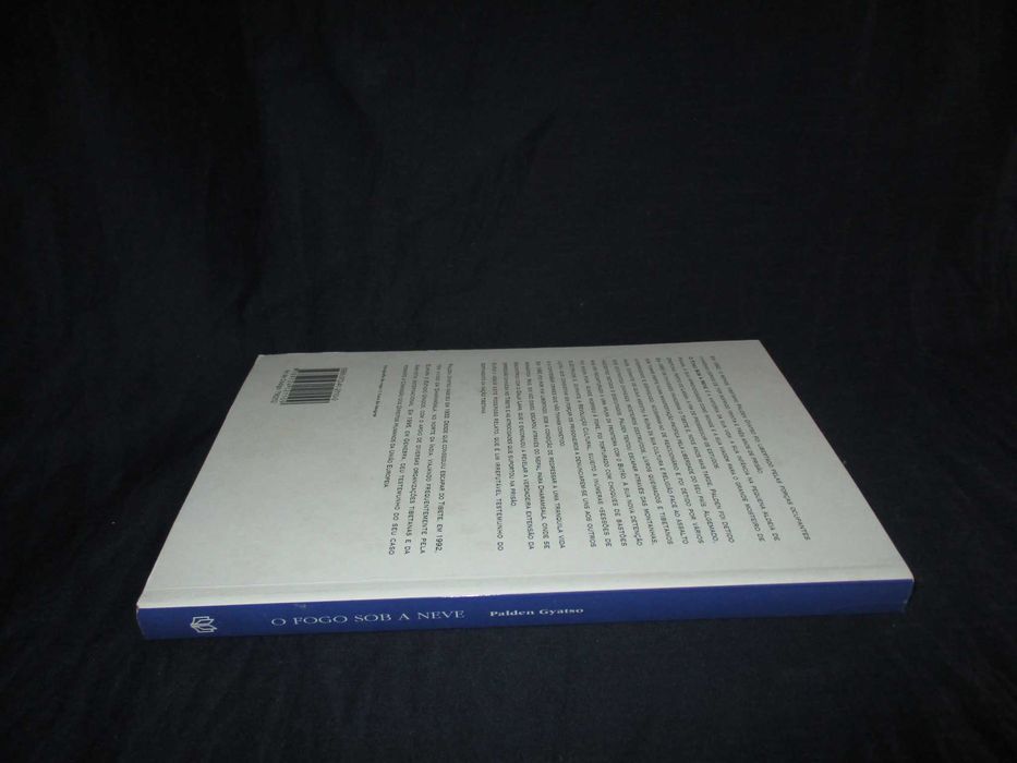 Livro O Fogo sob a Neve Palden Gyatso