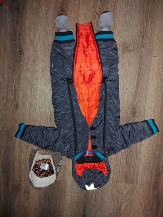 Kombinezon zimowy 74/80 MOLO czapka H&M i buty