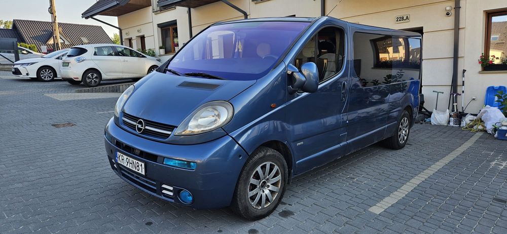 Opel Vivaro 1.9 tdi 2004r 5 osobowy