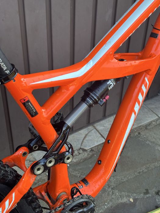 Specialized Enduro Comp 27.5 | RockShox Pike | Fox Float | SRAM