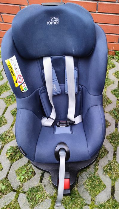 Fotelik samochodowy obrotowy britax dualfix  M i-size