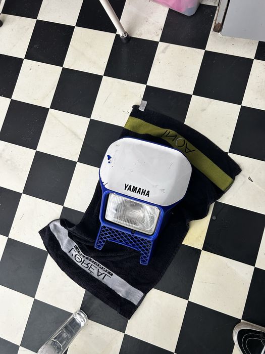 Vendo porta farol dtr 125