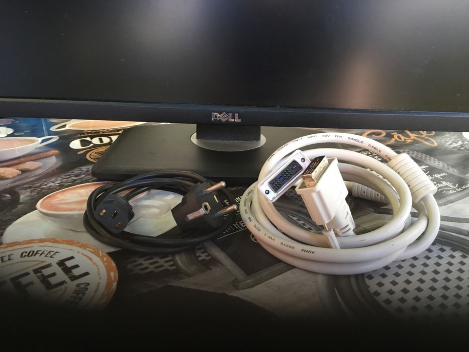 Монитор Dell 24"