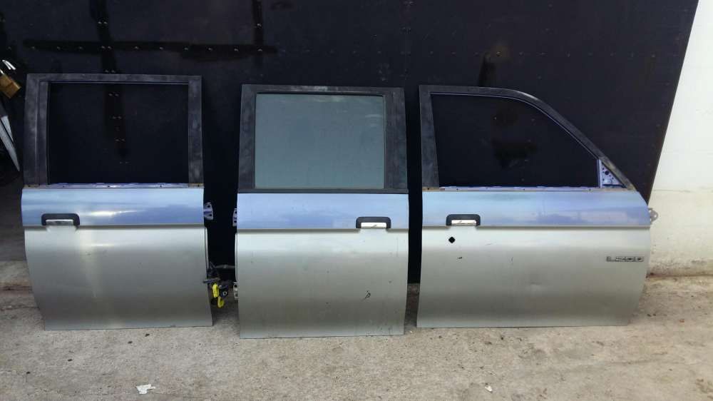 Portas Strakar L200