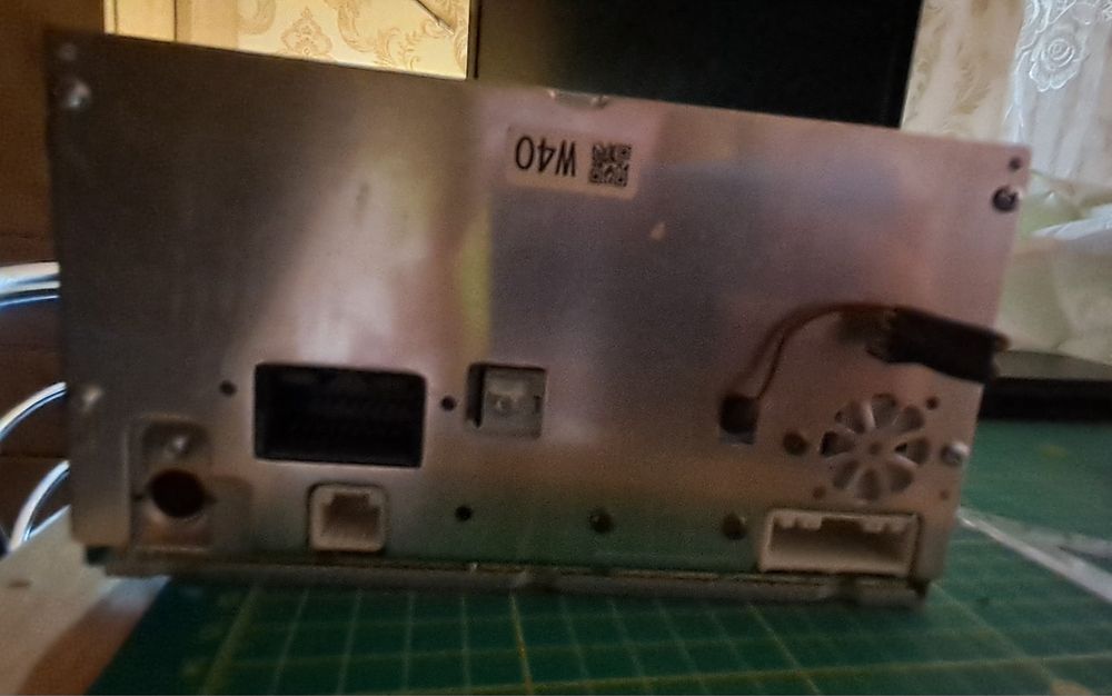 Автомобильной магнитолы Clarion