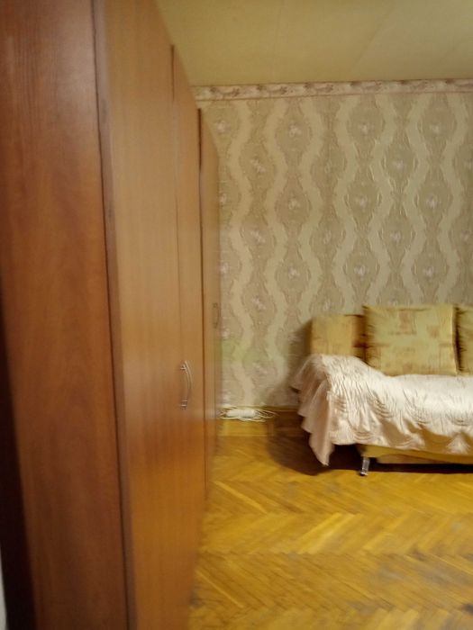 Сдам 1-комнатную. Братиславская 4. Деснянский р-н. м. Черниговская