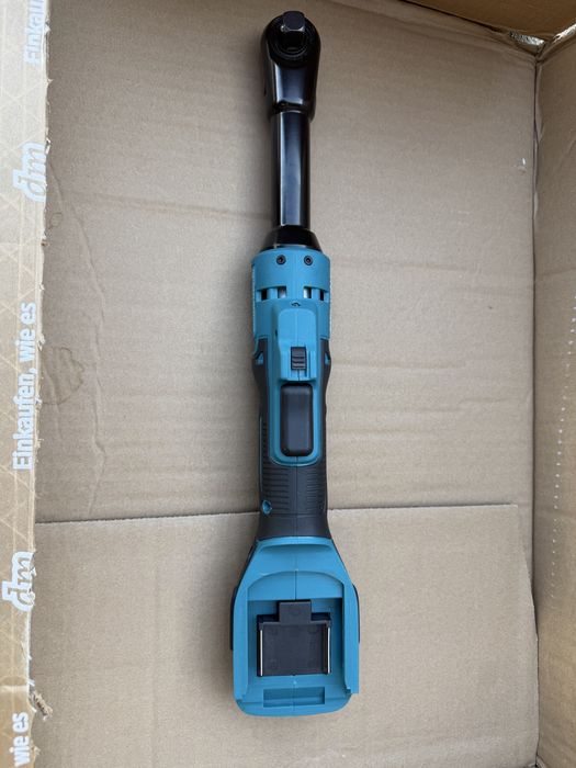 Klucz zapadkowy akumulatorowy