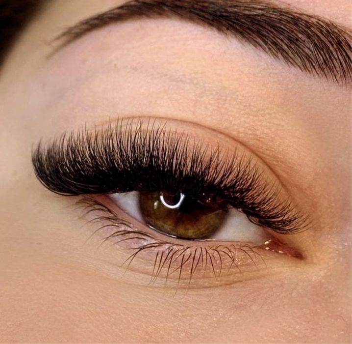 Нарощення вій Чернівці