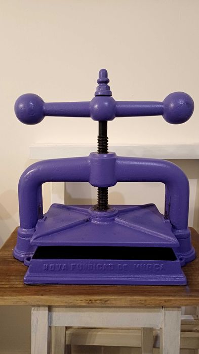 Prensa antiga da Fábrica da Murça