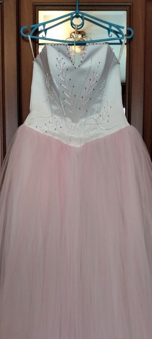 Весільна сукня вживана