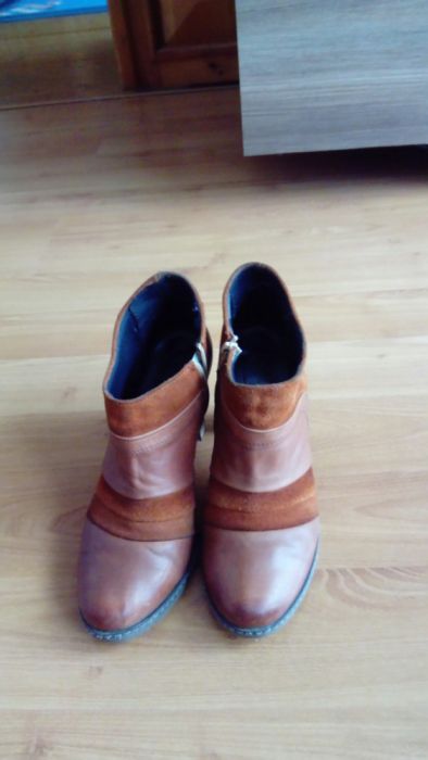 Skórzane botki roz. 40 (wiosna/jesień)