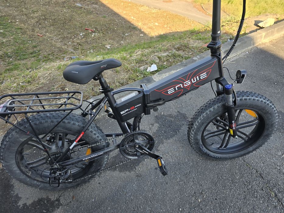 Bicicleta eletrica com 1145km impecavel