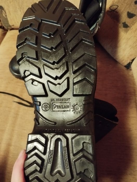 Продам берци демісезонні