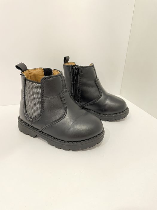 Ботінки дитячі