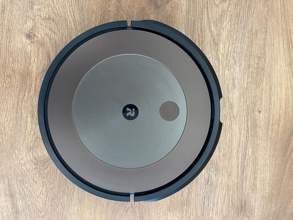 Aspirador Robot iRobot Roomba J9 plus + acessórios oficiais (3 filtros HEPA + escova lateral + 1 saco) Como novo!