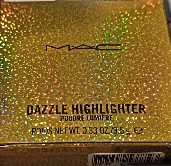 Mac Dazzle rozświetlacz Dazzlepink