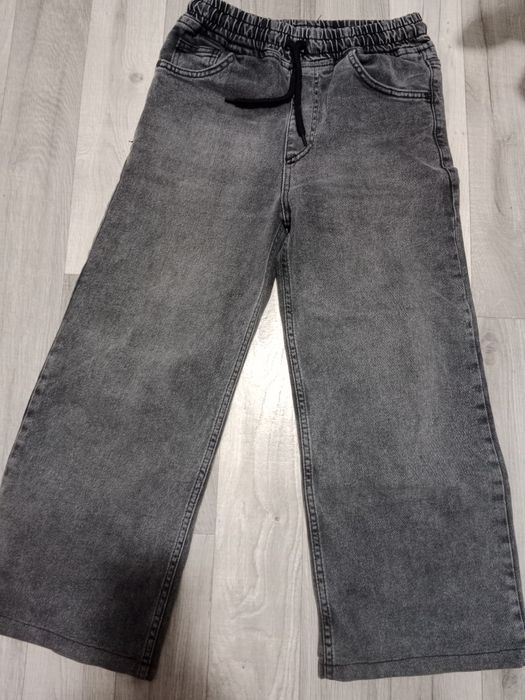 Джинси на дівчинку