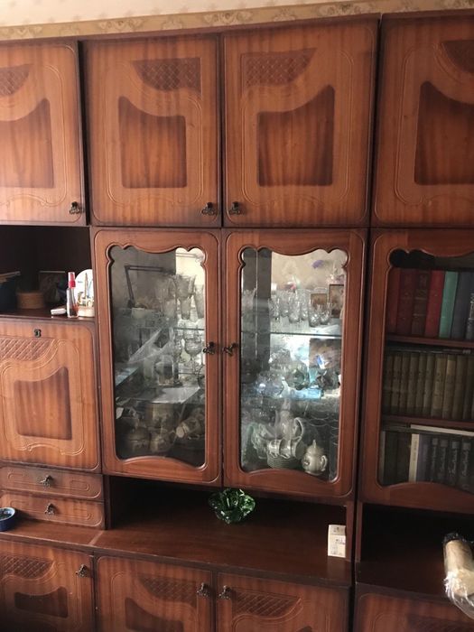 Стенка ЖЕМЧУГ, б/у , 6 секций, 4 метра