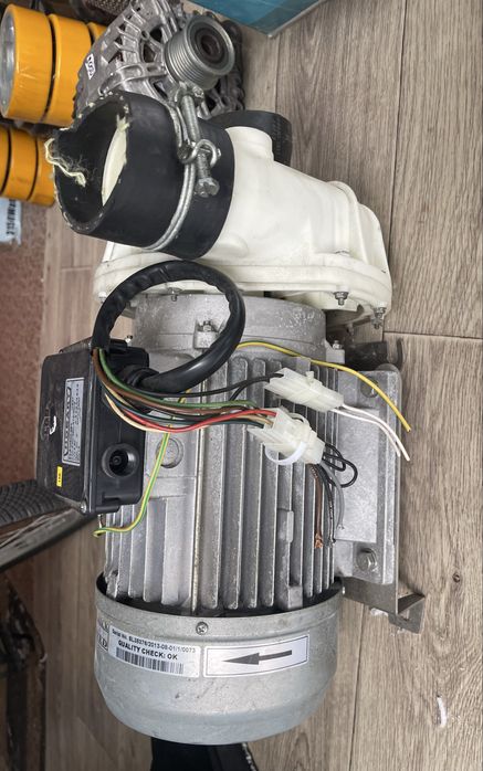 електродвигун Hobart