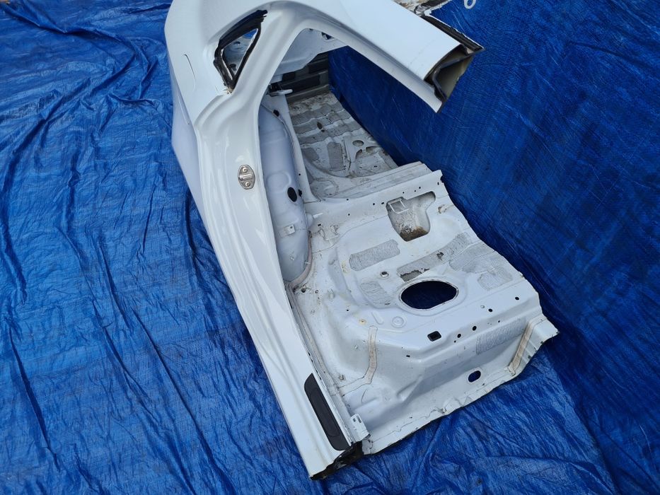 ĆWIARTKA prawa tylna poszycie błotnika AUDI A3 8V 8V5 SEDAN oryginał