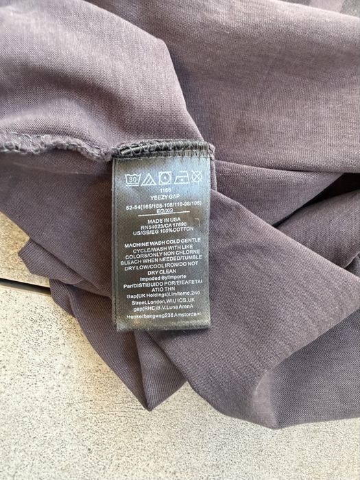 Yeezy Gap Balenciaga Dove T-shirt Boxy Fit
